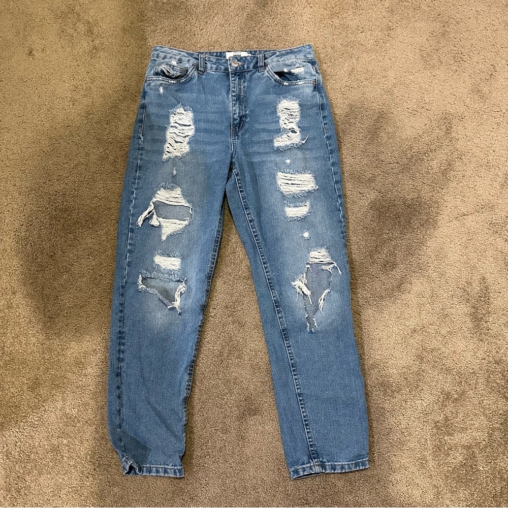 Refuge Denim Mom Jeans Distressed Ripped